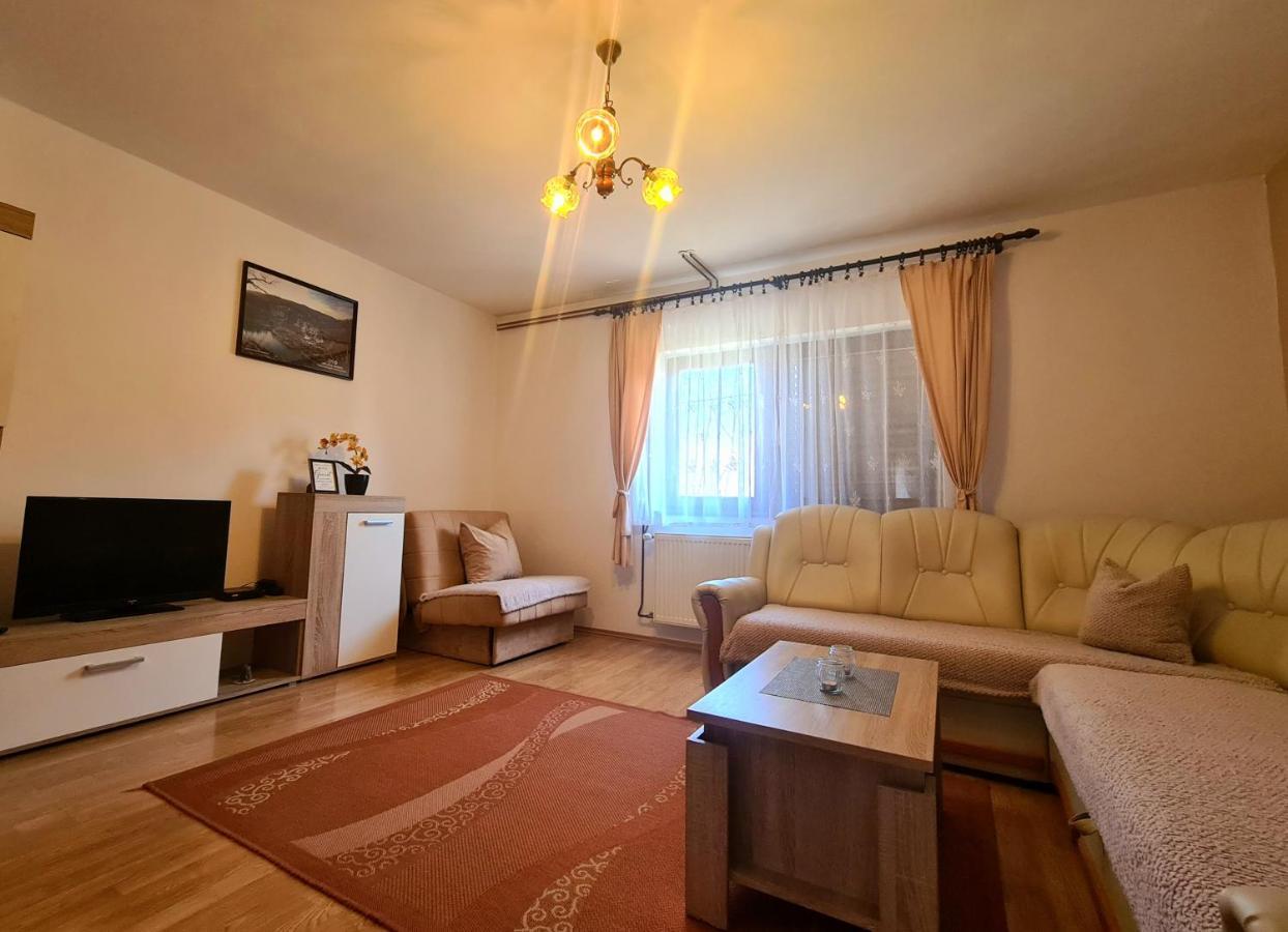 Apartment & Room Monika Rakovica Exteriér fotografie