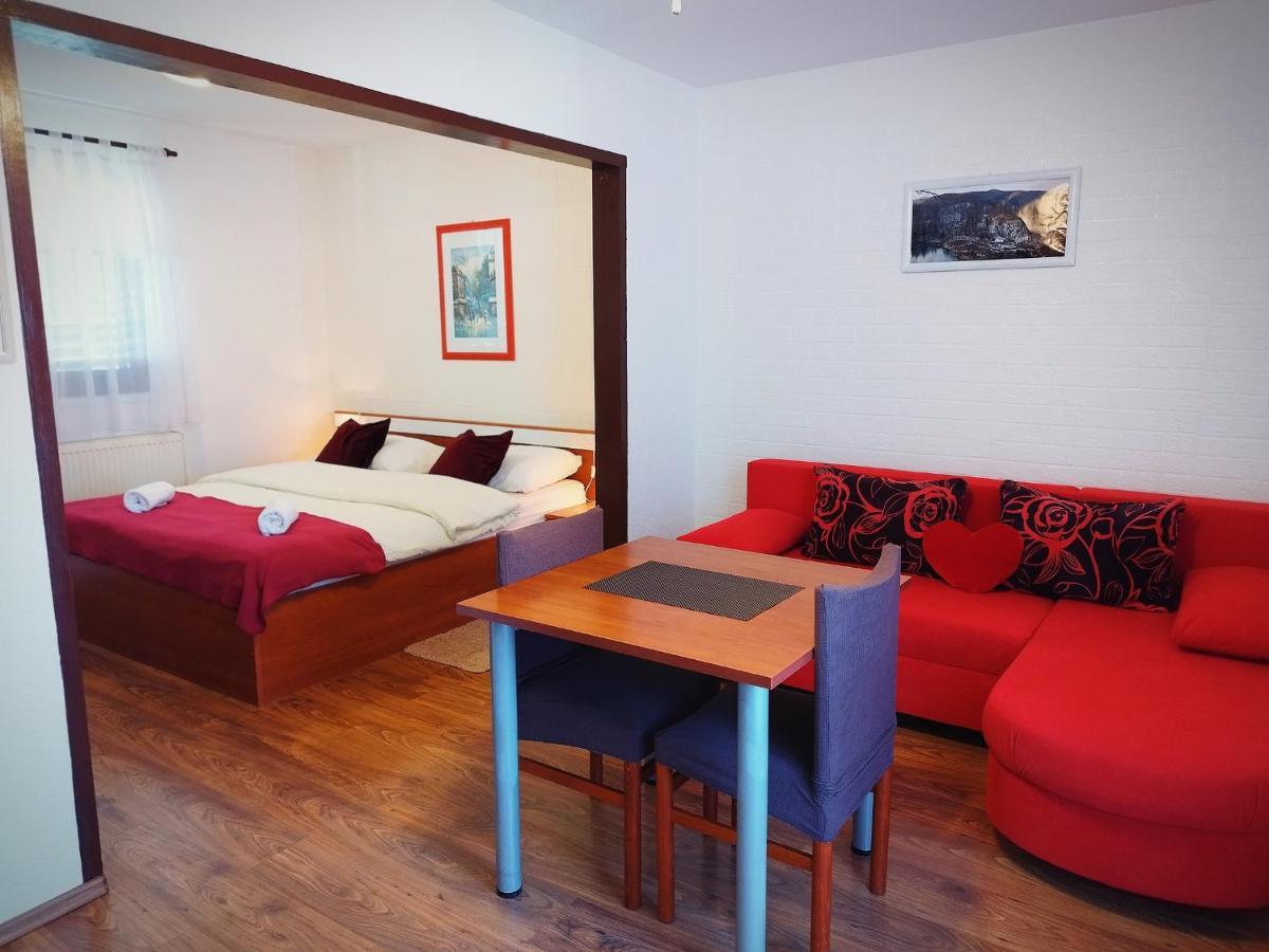 Apartment & Room Monika Rakovica Exteriér fotografie